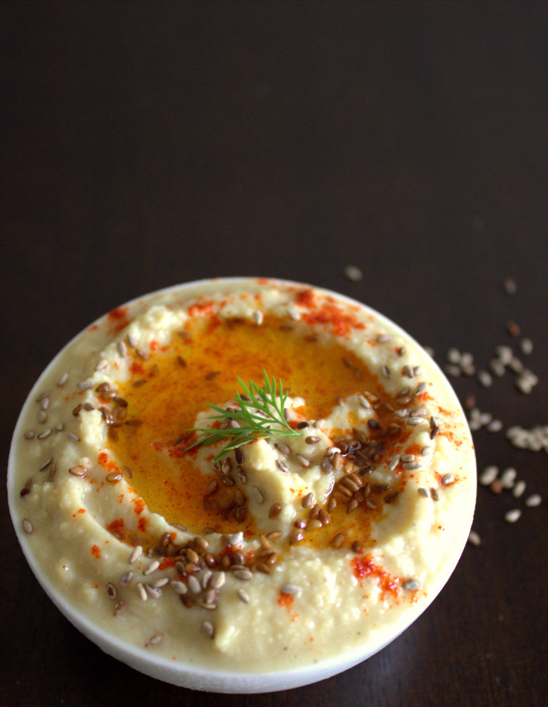 The Blurry Lime HUMMUS WITH SESAME SEEDS (NO TAHINI)